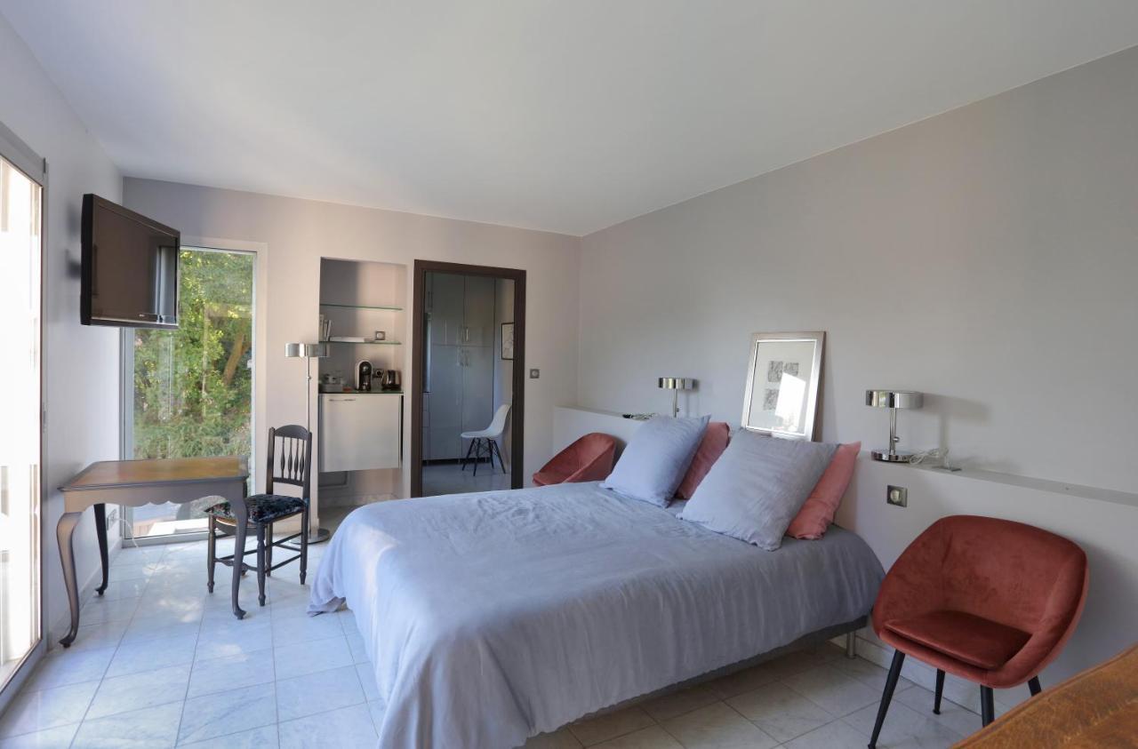 Chambres En Vue - Chambres D'Hotes La Tour-en-Jarez 外观 照片